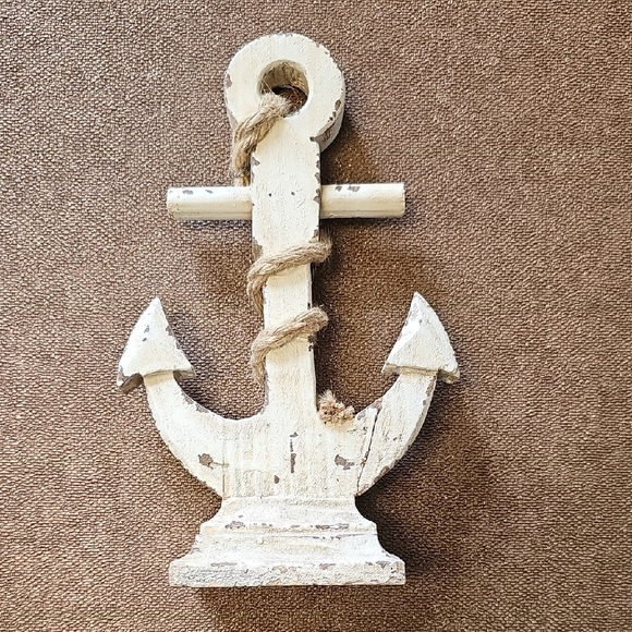 Rustic Cream Anchor Table Decor - Picture 2 of 7